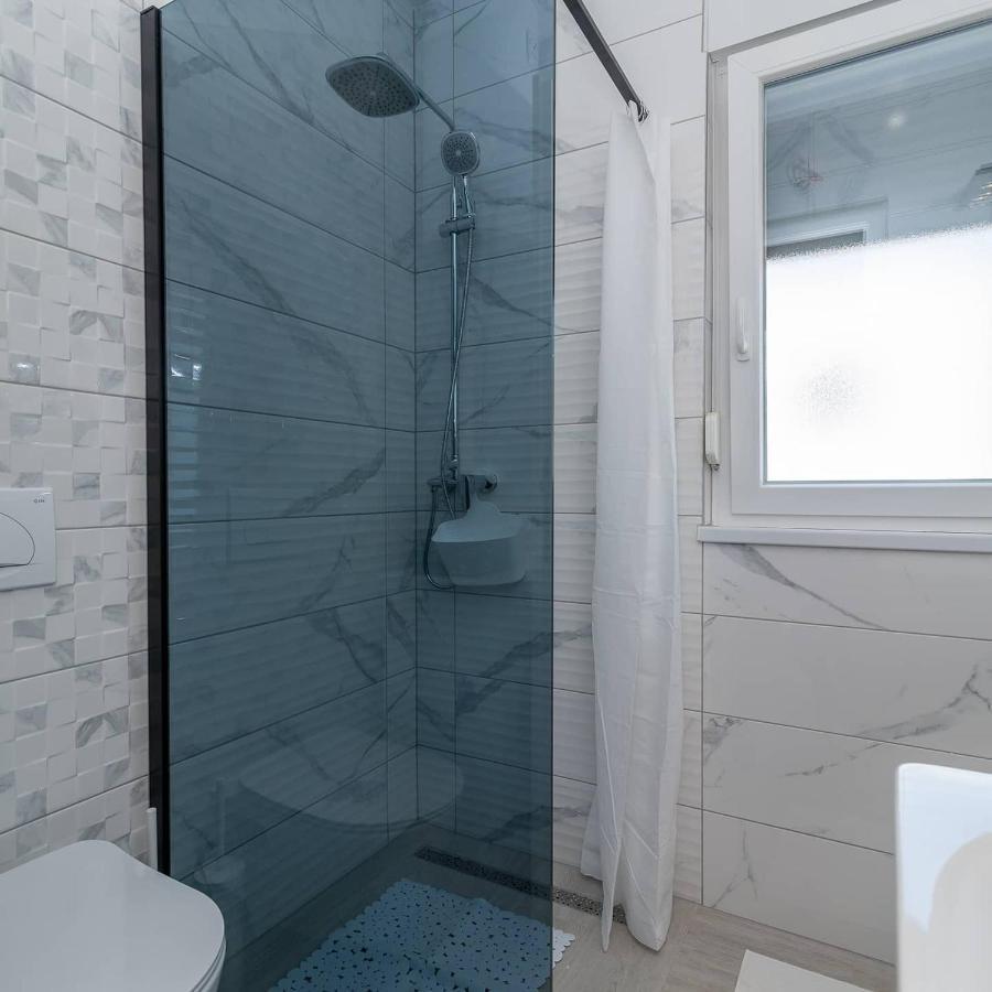 Ferienwohnung Apartman Lotos Trogir Exterior foto