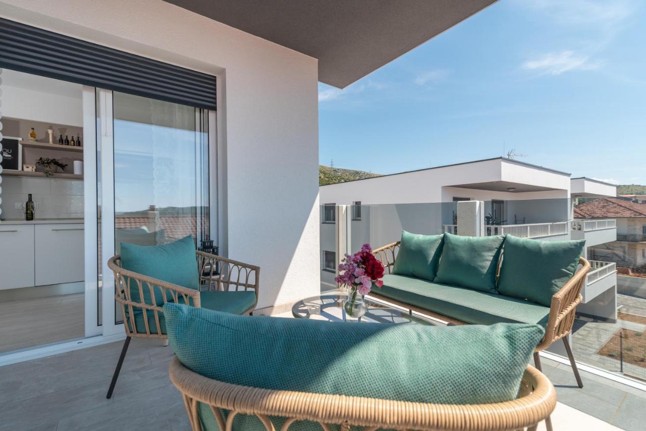 Ferienwohnung Apartman Lotos Trogir Exterior foto